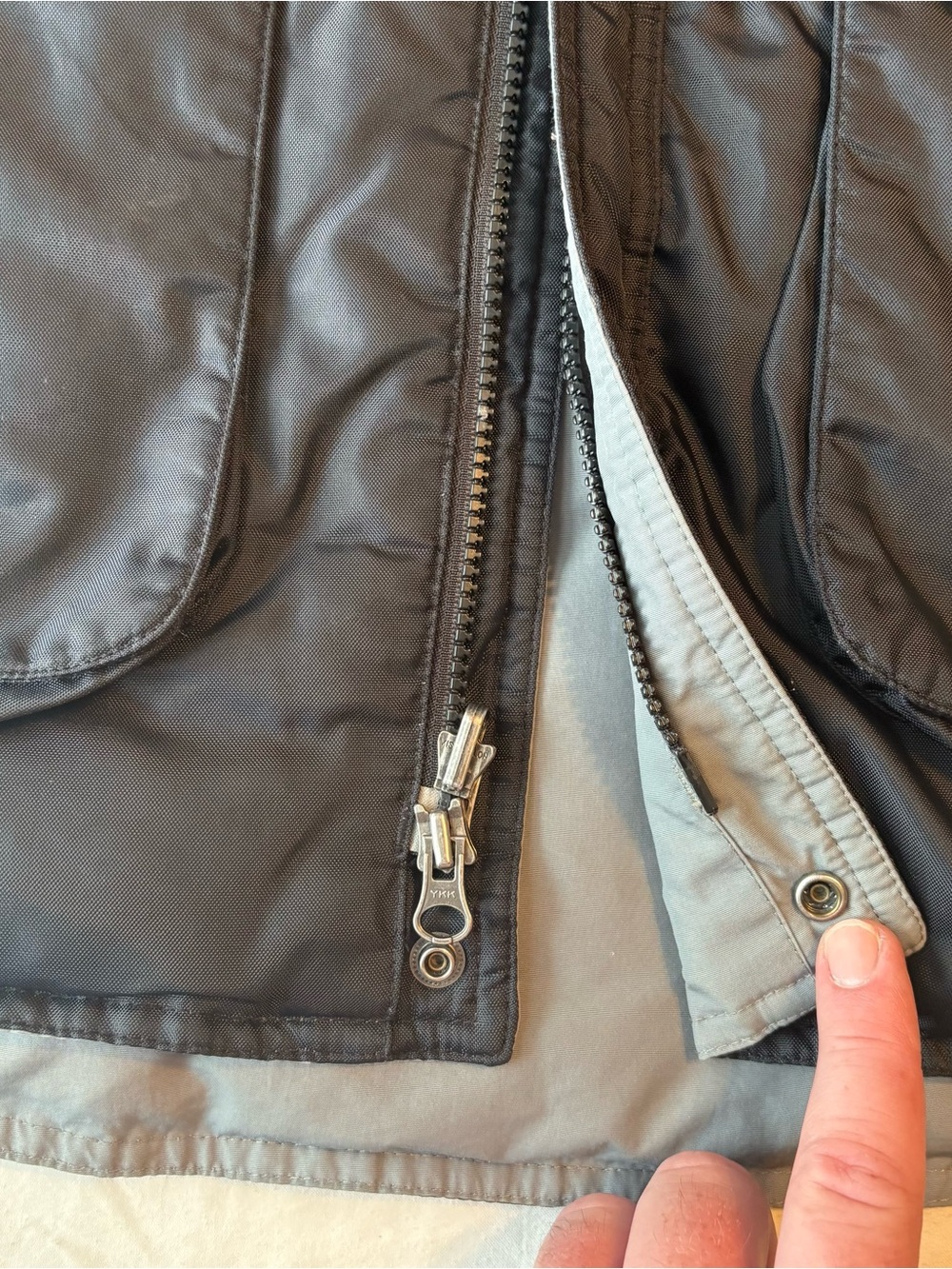 Vintage Harley Davidson Men’s Reversible Black and Gray Nylon Puffer Jacket- XL - Picture 6 of 12